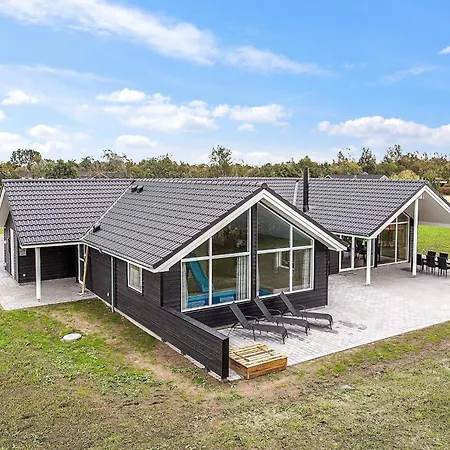 בית נופש Luxury Pool In Marielyst - By Traum Bøtø By