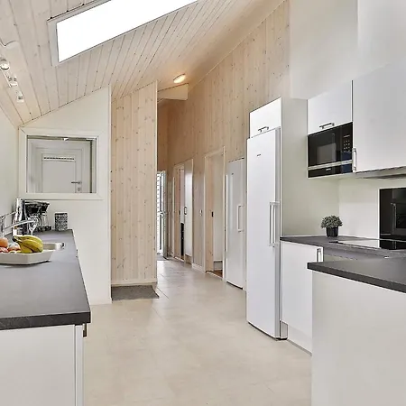 בית נופש Luxury Pool In Marielyst - By Traum