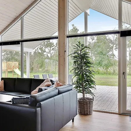 בית נופש Luxury Pool In Marielyst - By Traum Bøtø By